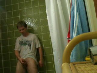 Freshman חובבן beating את ב מקלחת