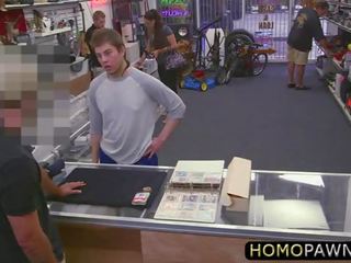 Attractive college dude gets his ass fucked