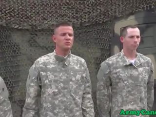 Tentara jocks cepet dicks til cum dijupuk